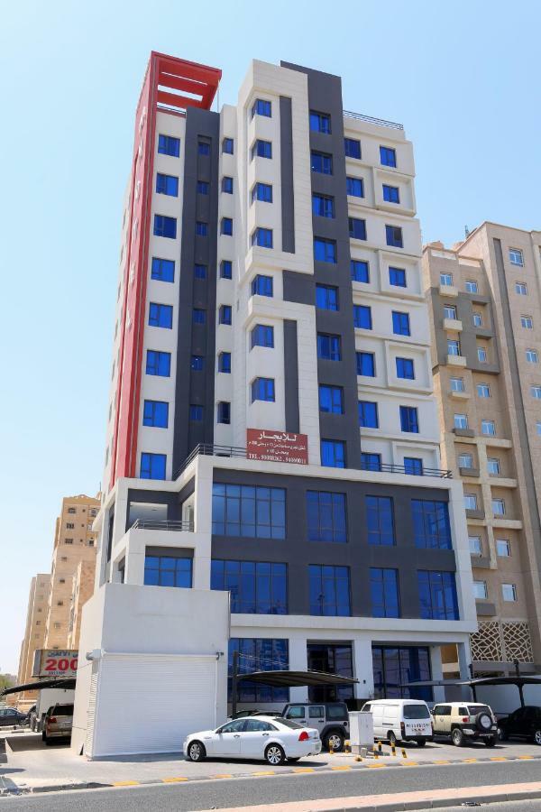 Magic Suite Boulevard Salmiya Kuwait City Exterior photo